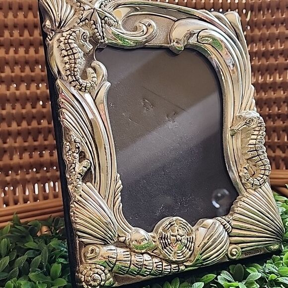 Godinger Silver Plated Seahorse Seashell Starfish Photo Frame - Picture 1 of 10